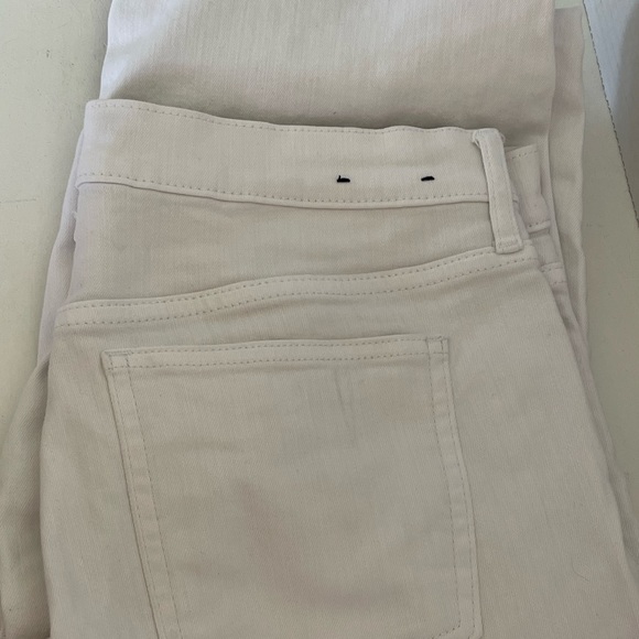 GAP Factory White Ankle & Cropped Jeans - Picture 5 of 7